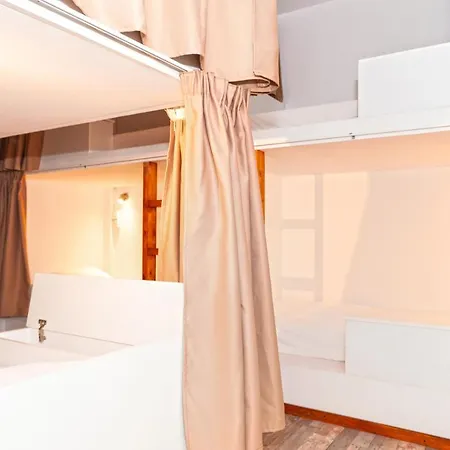 호스텔 The Harbour Private Cabins And