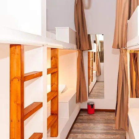 The Harbour Private Cabins And بيت شباب