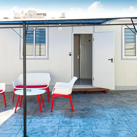The Harbour Private Cabins And بيت شباب