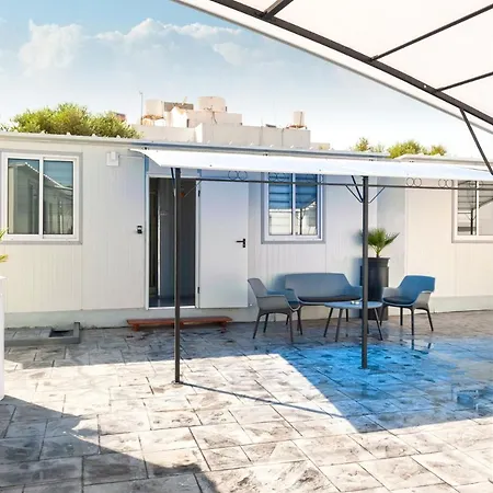 بيت شباب The Harbour Private Cabins And بروتاراس
