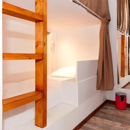 The Harbour Private Cabins And * Πρωταράς